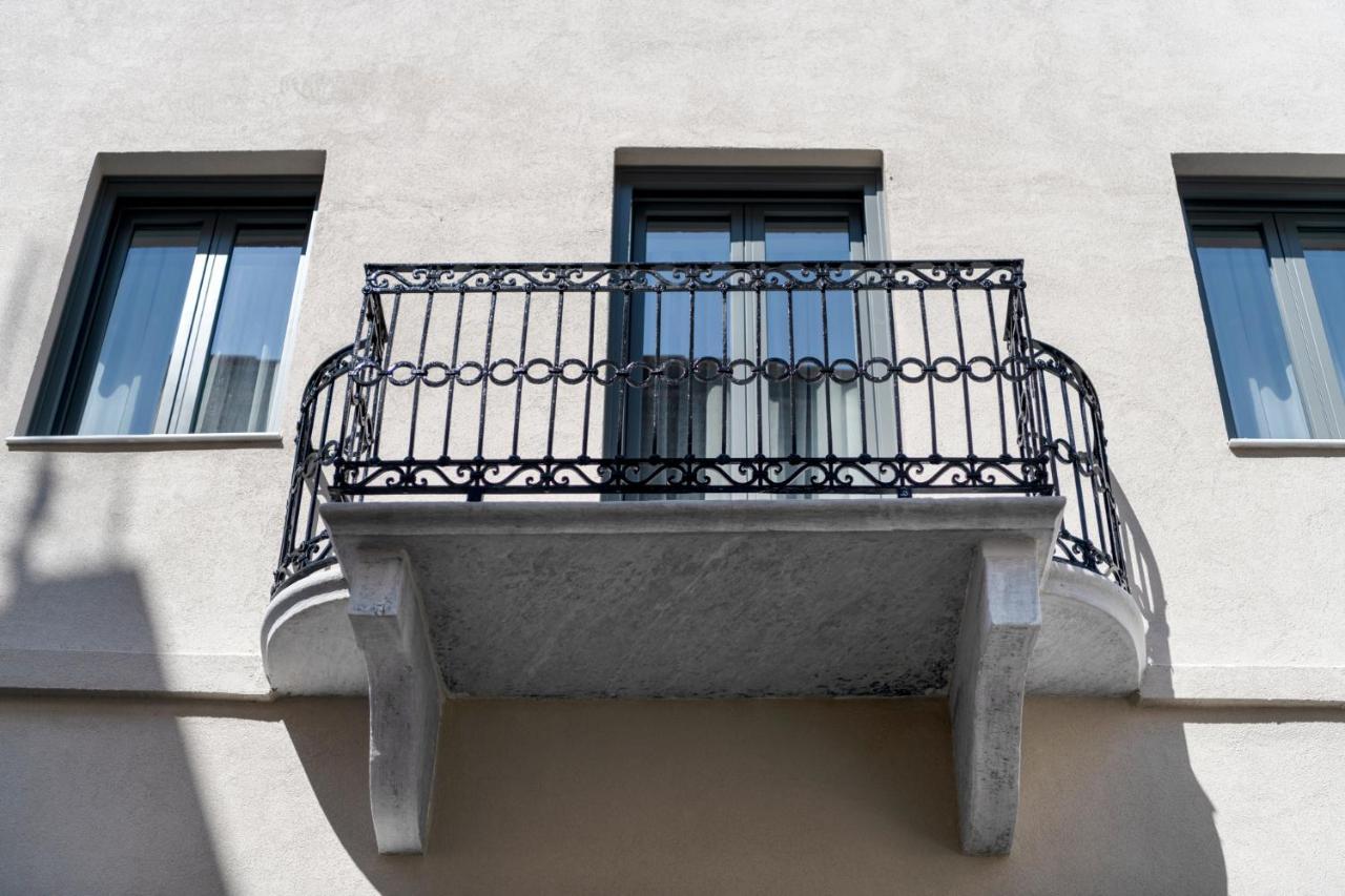 Times Elegant Rooms Ermoupoli Exterior foto